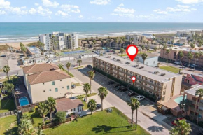 2 Bed 2 Bath 1st Floor Condo w Pool By Beach